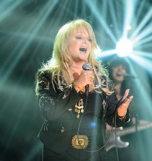 Bonnie Tyler Funeral: Fans Gather in Swansea to Remember Music Legend